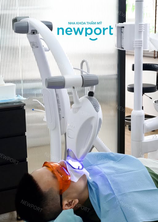 TUYỂN DỤNG PHỤ TÁ NHA KHOA