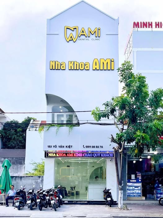 Nha khoa AMi Phan Thiết cần tuyển: 02 PHỤ TÁ