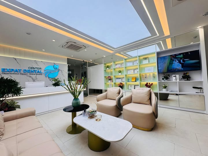 ĐIỀU DƯỠNG NHA KHOA NAM/ NỮ