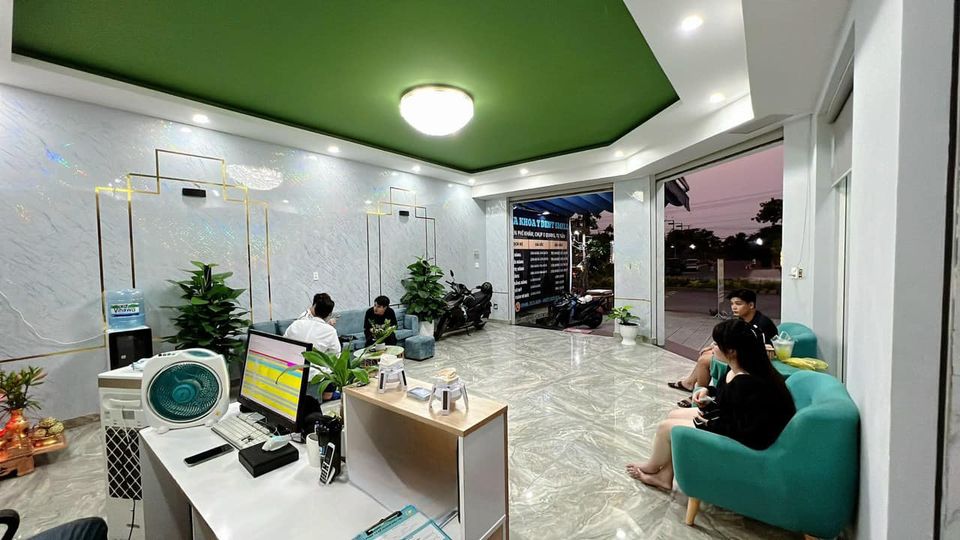 Cần Tuyển 1 Ys Đứng ghế