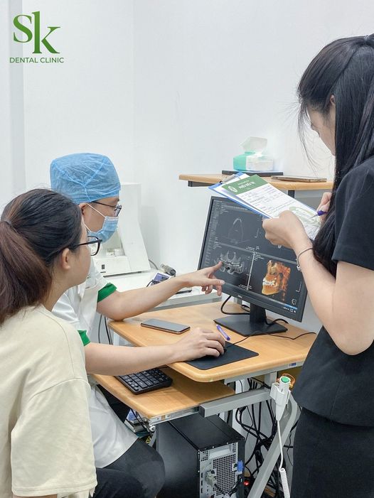 🔥Quá tải khách bên em đang cần tuyển thêm 3 vị trí sau ạ - 1 KTV chụp X- Quang: lương upto 10tr - 1 Bác sĩ Chỉnh Nha partime: thỏa thuận - 1 CSKH: Lương upto 10tr