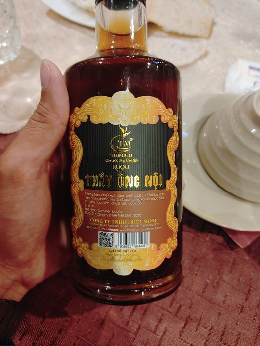 Cần tuyển 1 bạn nữ điều trị, 1 bạn nam phụ điều trị khu vực BMT. Yêu cầu: Y sĩ, KTV phục hình răng hoặc điều dưỡng.