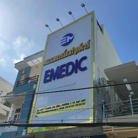 Nha khoa Thẩm mỹ Quốc Tế EMEDIC BẠC LIÊU cần tuyển:  - Tuyển dụng khu vực Cà Mau, Bạc Liêu. 