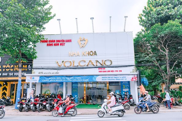 NHA KHOA VOLCANO - TUYỂN DỤNG BÁC SĨ RĂNG HÀM MẶT