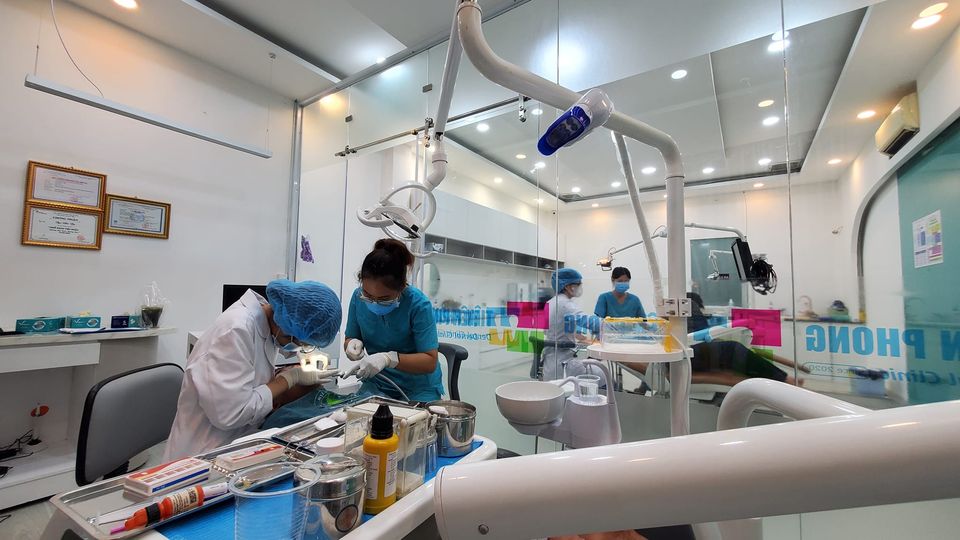 Nha khoa Tiên Phong Tân Phú cần tuyể phụ tá .