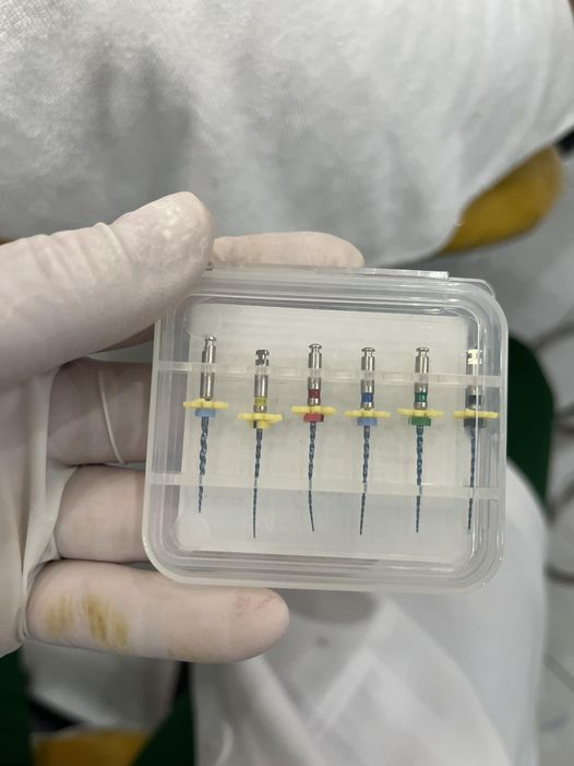 Nha khoa Quốc Tế ￼￼ Cần tuyển 