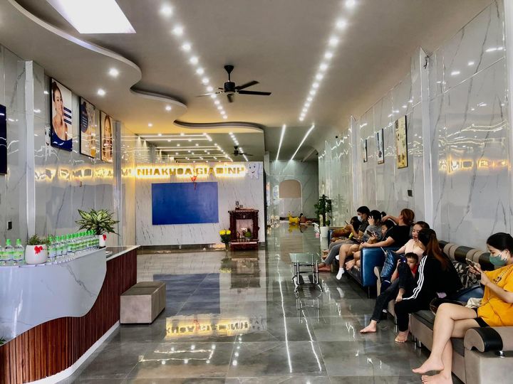 Tuyển dụng đi làm ngay.  