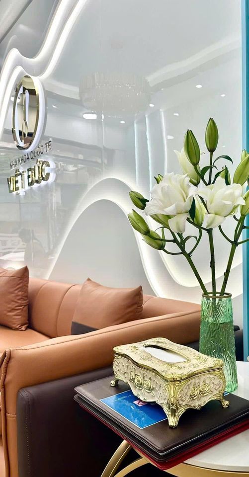  cần tuyển  - BÁC SĨ RĂNG HÀM MẶT: 3 - ĐIỀU DƯỠNG: 5 - LỄ TÂN: 3 - CSKH - sale: 3