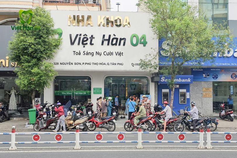NHA KHOA VIỆT HÀN 04 TUYỂN CSKH LƯƠNG CAO