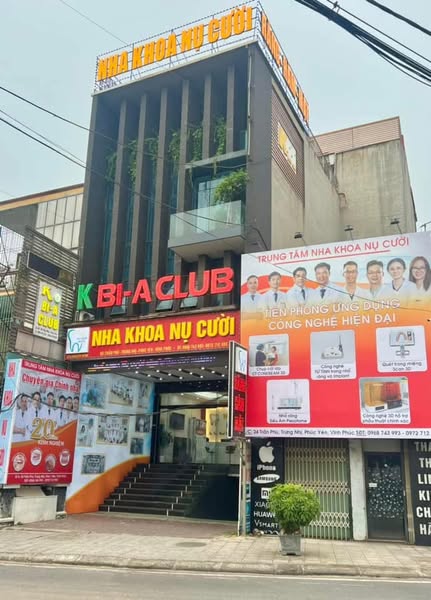 TRUNG TÂM NHA KHOA KV VĨNH PHÚC CẦN TUYỂN  .  -02 Bsi  - 05 ktv . Điều dưỡng . Y sỹ  -01 lễ tân (làm thứ 7 và chủ nhât)