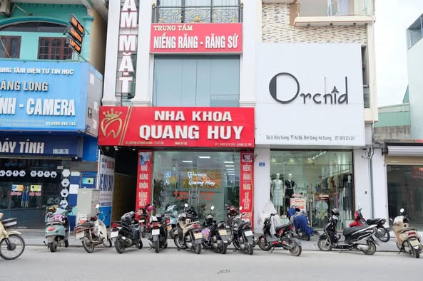 {TUYỂN NHÂN VIÊN }  - chấp nhận cả các bạn mới ra trường 
