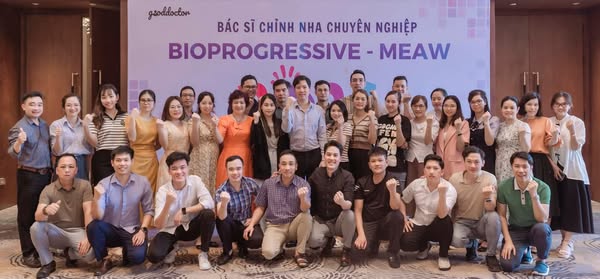 DƯƠNG ĐANG CẦN THÊM MÔT BẠN BÁC SĨ NHA KHOA TẠI VĨNH YÊN