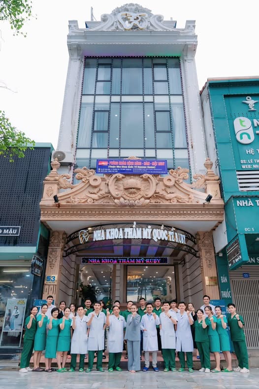 TUYỂN DỤNG PHỤ TÁ NHA KHOA