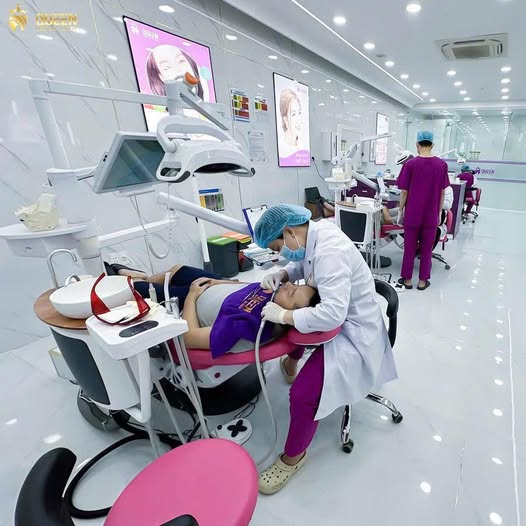 NHA KHOA QUEEN(Quận 2- TpHCM ) CÂN TUYỂN CÁC VỊ TRÍ SAU: 