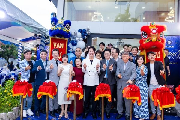 CẦN TUYỂN PHỤ TÁ CHO PHÒNG KHÁM NHA KHOA HÀN QUỐC