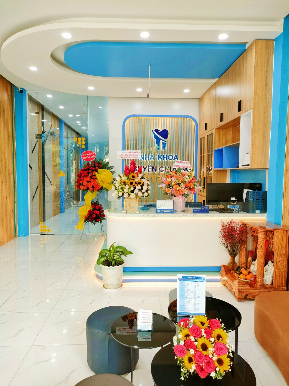 Tuyển dụng nha khoa 