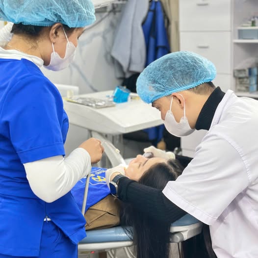 TUYỂN DỤNG – ĐIỀU DƯỠNG NHA KHOA